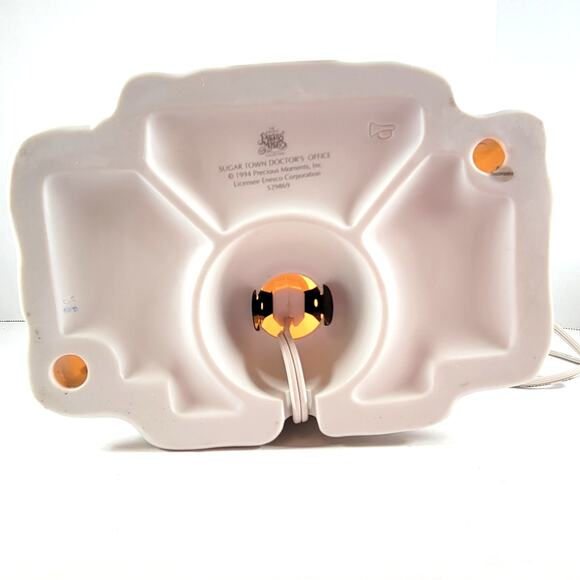 Precious Moments Sugar Town Doctor's Office Nightlight  Figurine Enesco 529869 - Picture 7 of 16